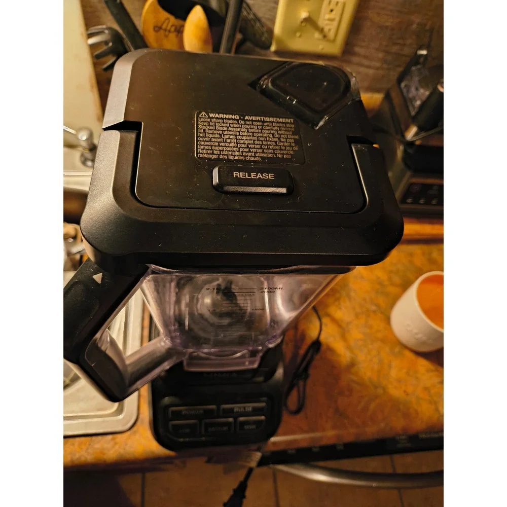 Ninja 1000 watt blender